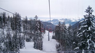 mit der Bergbahn zur Winkelmoosalm